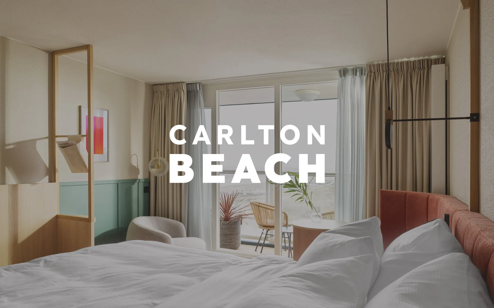 Carlton Beach Scheveningen buitenaanzicht - Strandhotel aan de Nederlandse kust